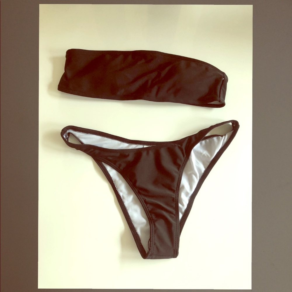 Black tube bikini medium